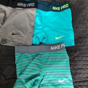 Bundle of Nike pros